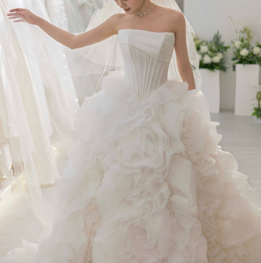 Linda - Structured Matte Satin Corset Ball Gown