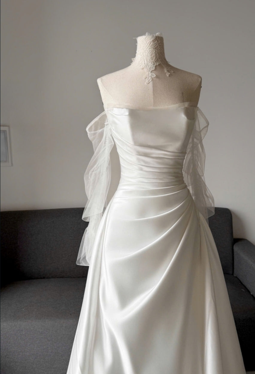 LUMI - Matte Satin A-Line Wedding Dress with Detachable Tulle Sleeves